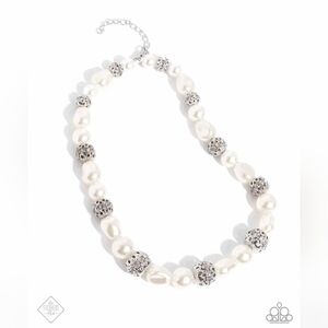 Posh Pattern White Necklace Fashion Jewelry Paparazzi